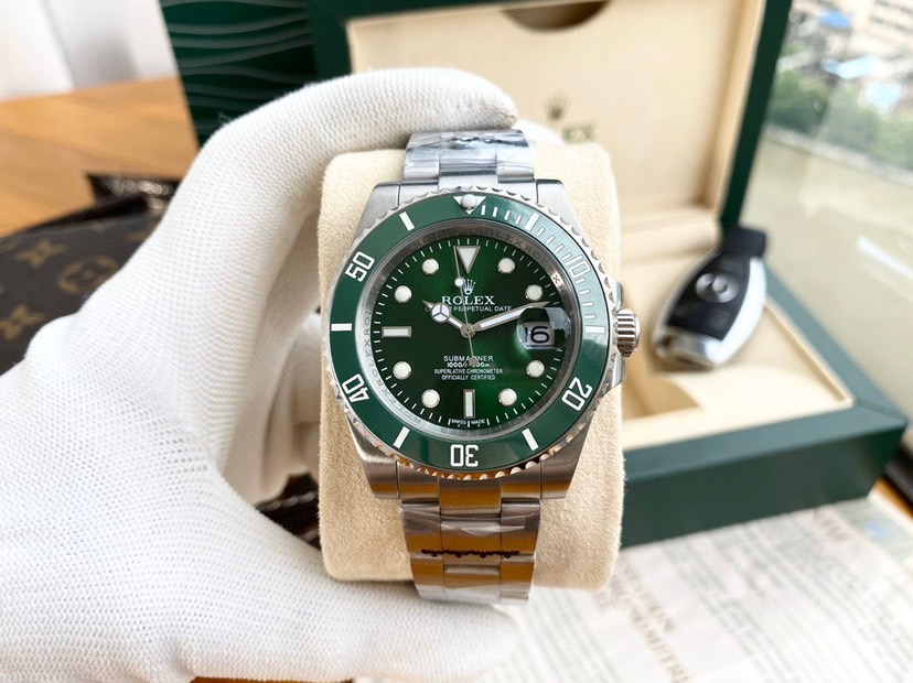 Rolex Submariner-Style Automatic Watch
