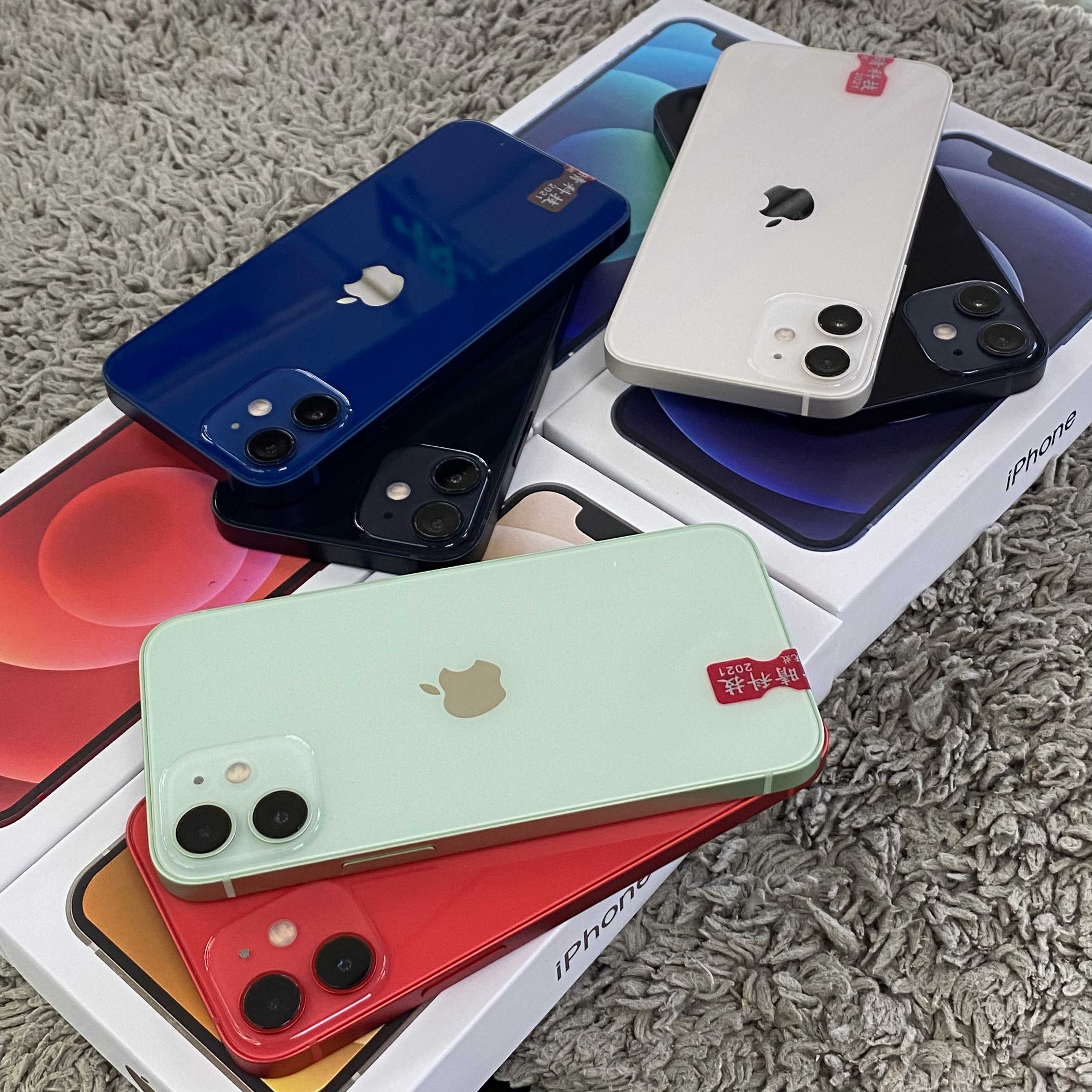 Apple iPhone 12